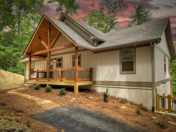 190 Monocle Dr, Ellijay, GA 30540