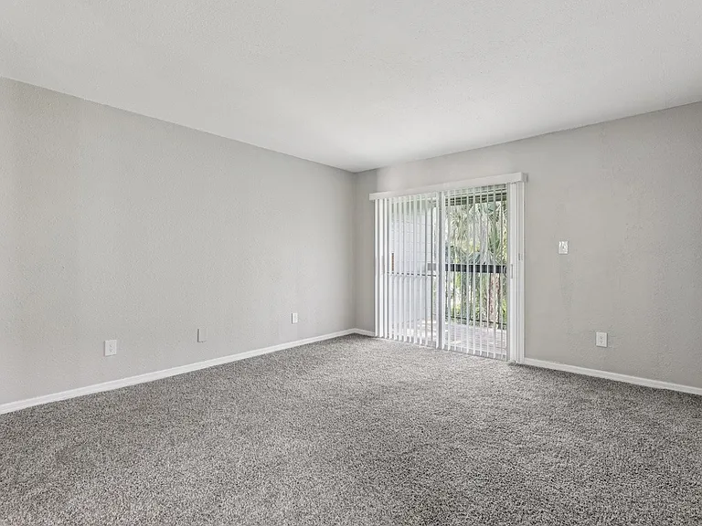 Winford Place Apartments — Photo 36
