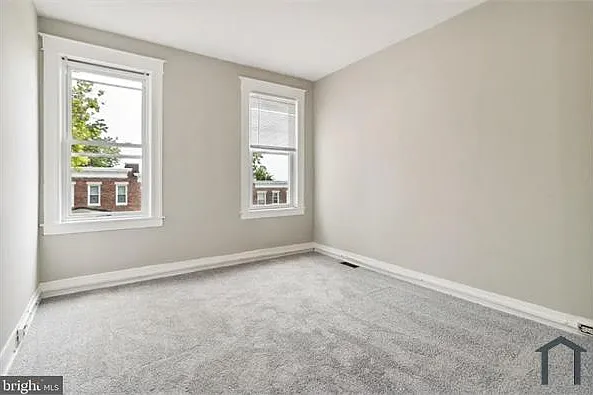 614 N Grantley St — Photo 11