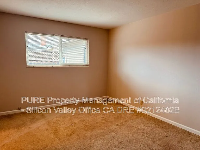 5035 Wayland Ave — Photo 2