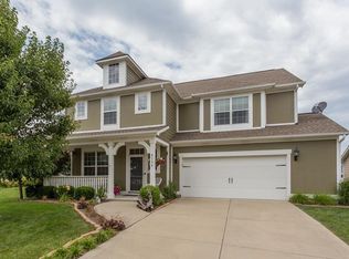 8734 Carver Dr, Indianapolis, IN 46239