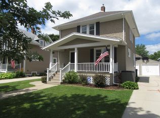 1529 Carrington St, Janesville, WI 53545