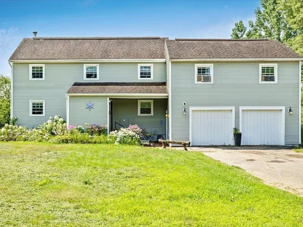 145 Bradley Hill Road, Georgia, VT 05468