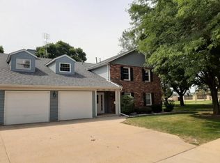 4221 80th St #2C, Kenosha, WI 53142