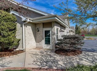 18645 Emerald Dr E #E, Brookfield, WI 53045