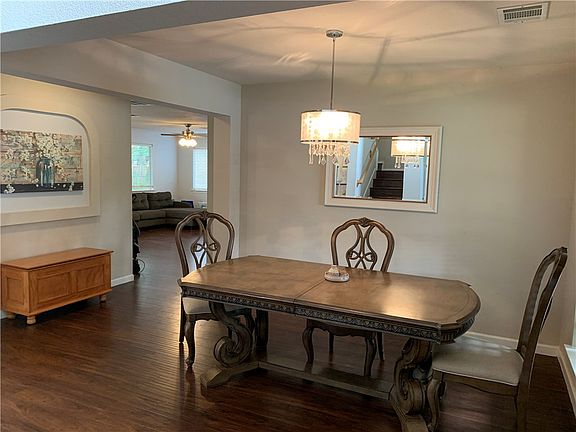 2nd image of 3205 Saint Genevieve Dr
