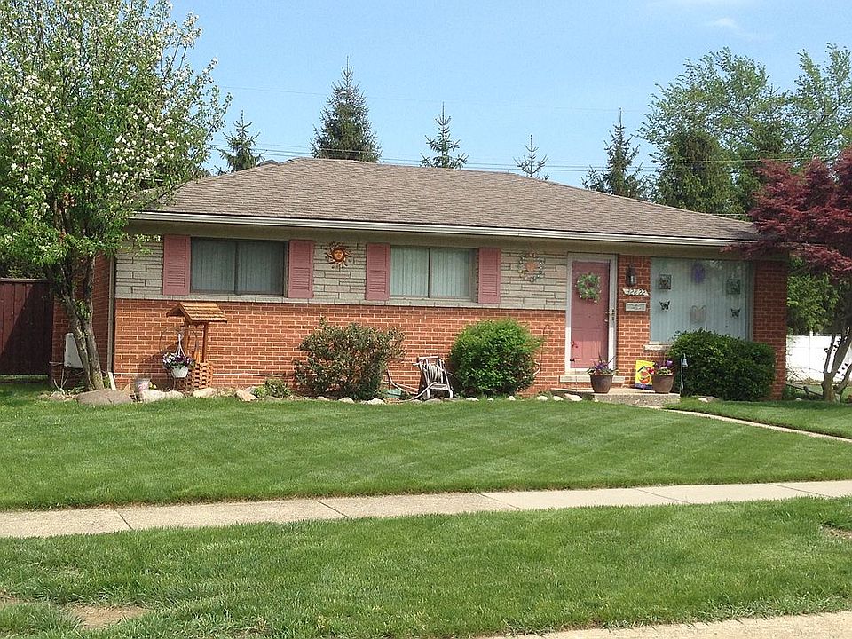 1st image of 32822 Wauketa Dr