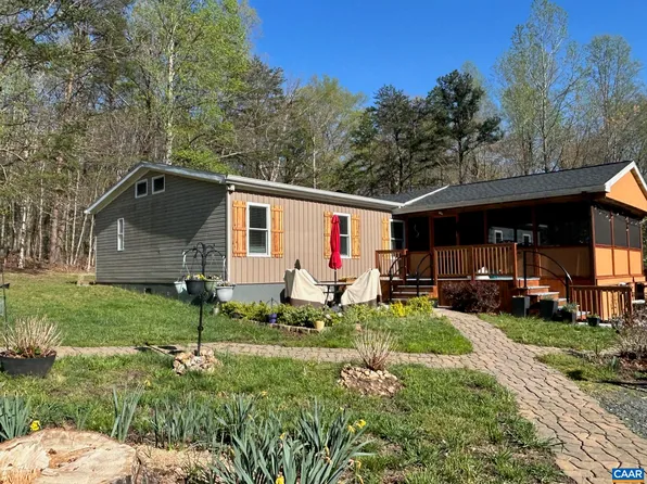 7234 Three Notch Rd, Louisa, VA 23093