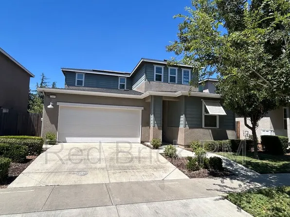 2367 Explorador Dr, Merced, CA 95340