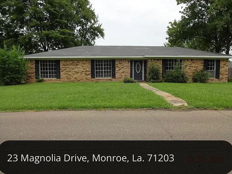 23 Magnolia Dr — Photo 1