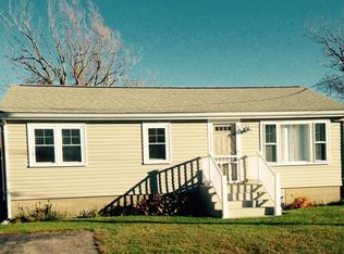 10 Elm Ave, Narragansett, RI 02882