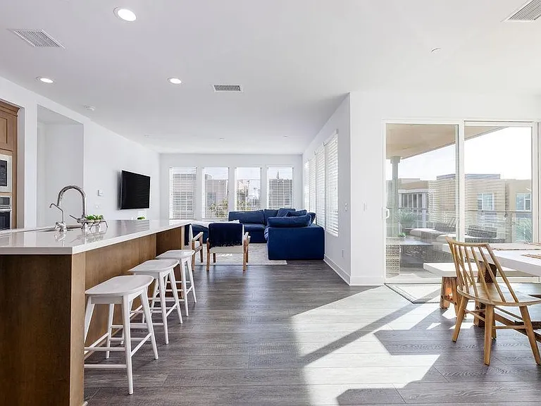 538 Doheny Way — Photo 7