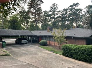6073 Round Hill Rd, Columbus, GA 31904