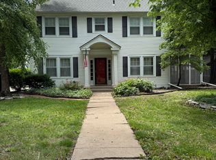 425 N Bluff Ave, Wichita, KS 67208