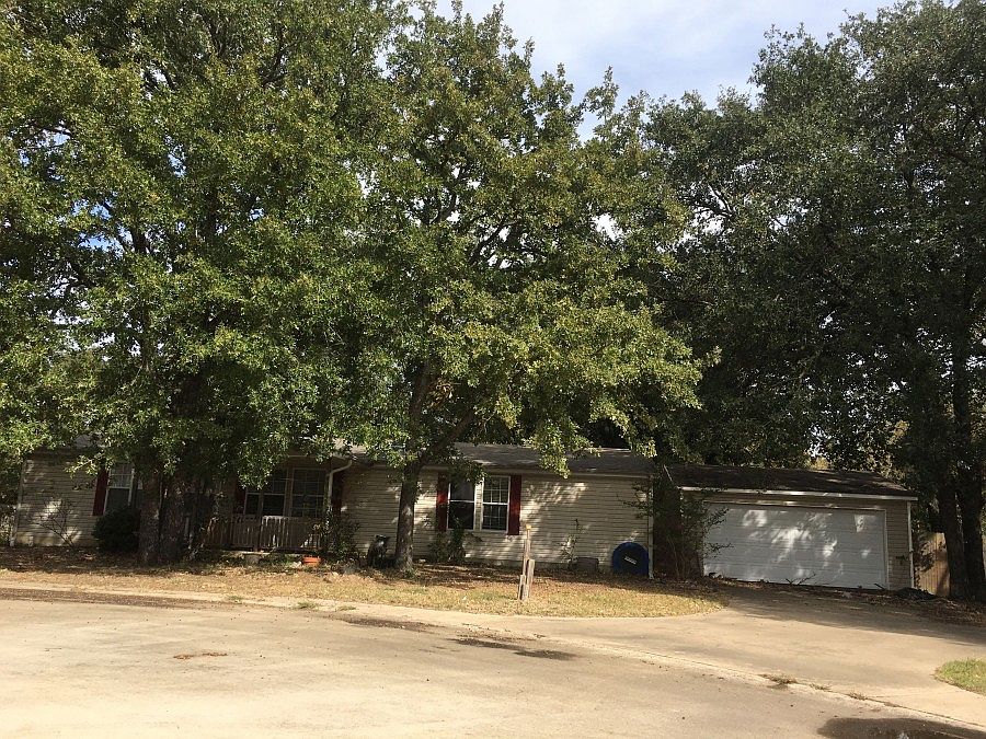 1st image of 112 Grande Ln