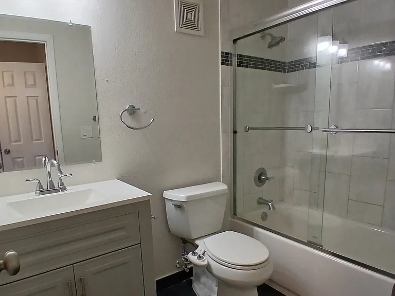 Upstairs bathroom