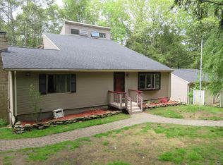 223 N Moodus Rd E, Moodus, CT 06469
