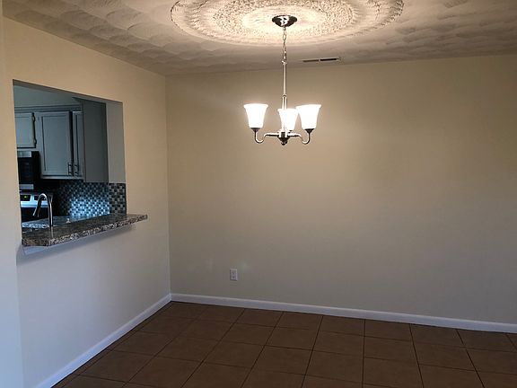 5th image of 5156 Glenwood Way