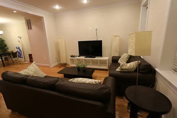 516 Park Rd NW — Photo 4