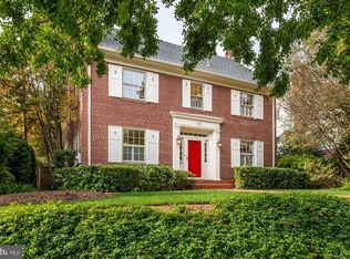 112 Summerfield Rd, Chevy Chase, MD 20815