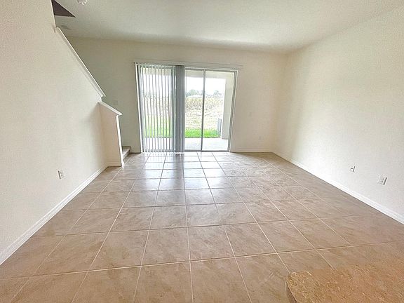 5th image of 114 Feltrim Reserve Blvd