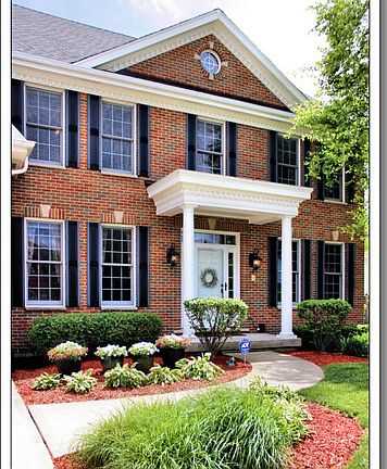 3rd image of 25758 W Sunnymere Dr