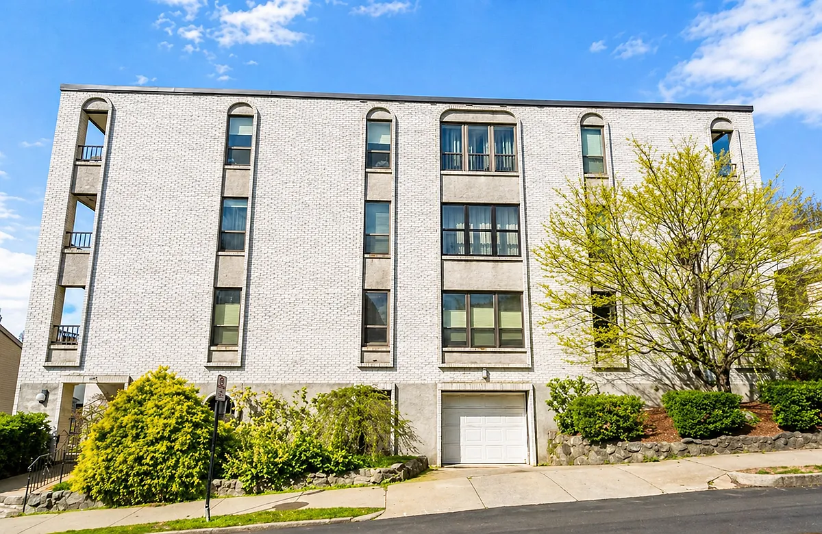 Building Photo - 405 Langley Rd #2A