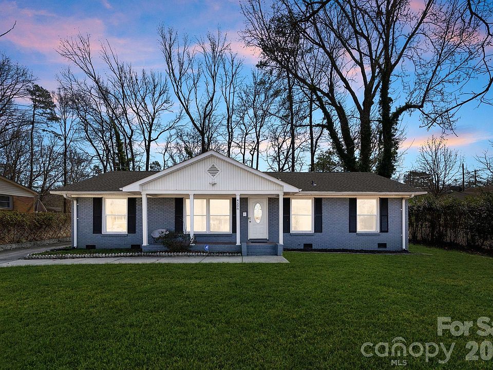 1st image of 4508 Belle Plaine Dr