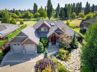 930 Eaglecrest Dr, Qualicum Beach, BC V9K 2T3