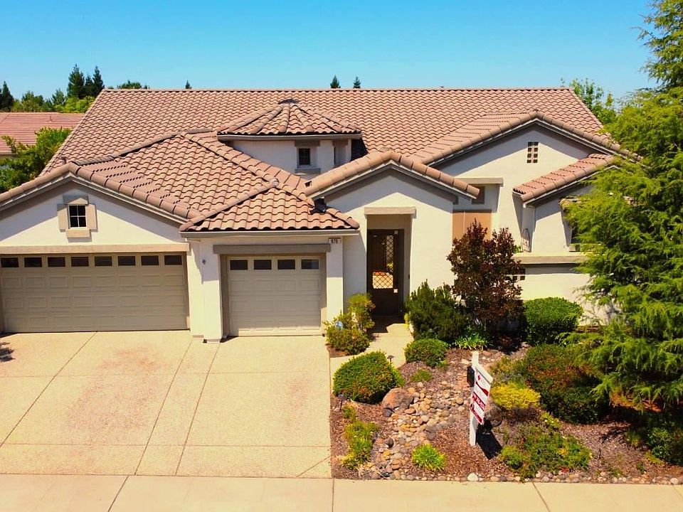 1st image of 876 Wildomar Ln