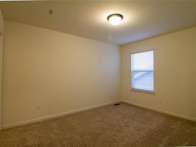 212 Pearl Vista Dr — Photo 11