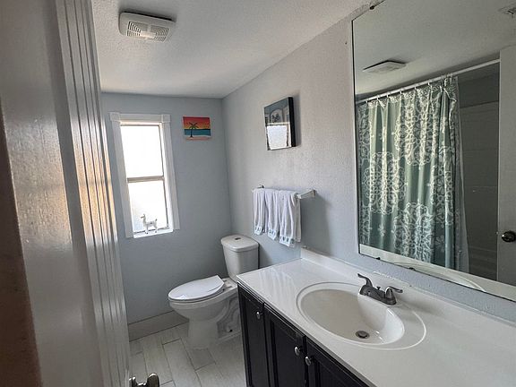 5th image of 2427 Huntington Circle