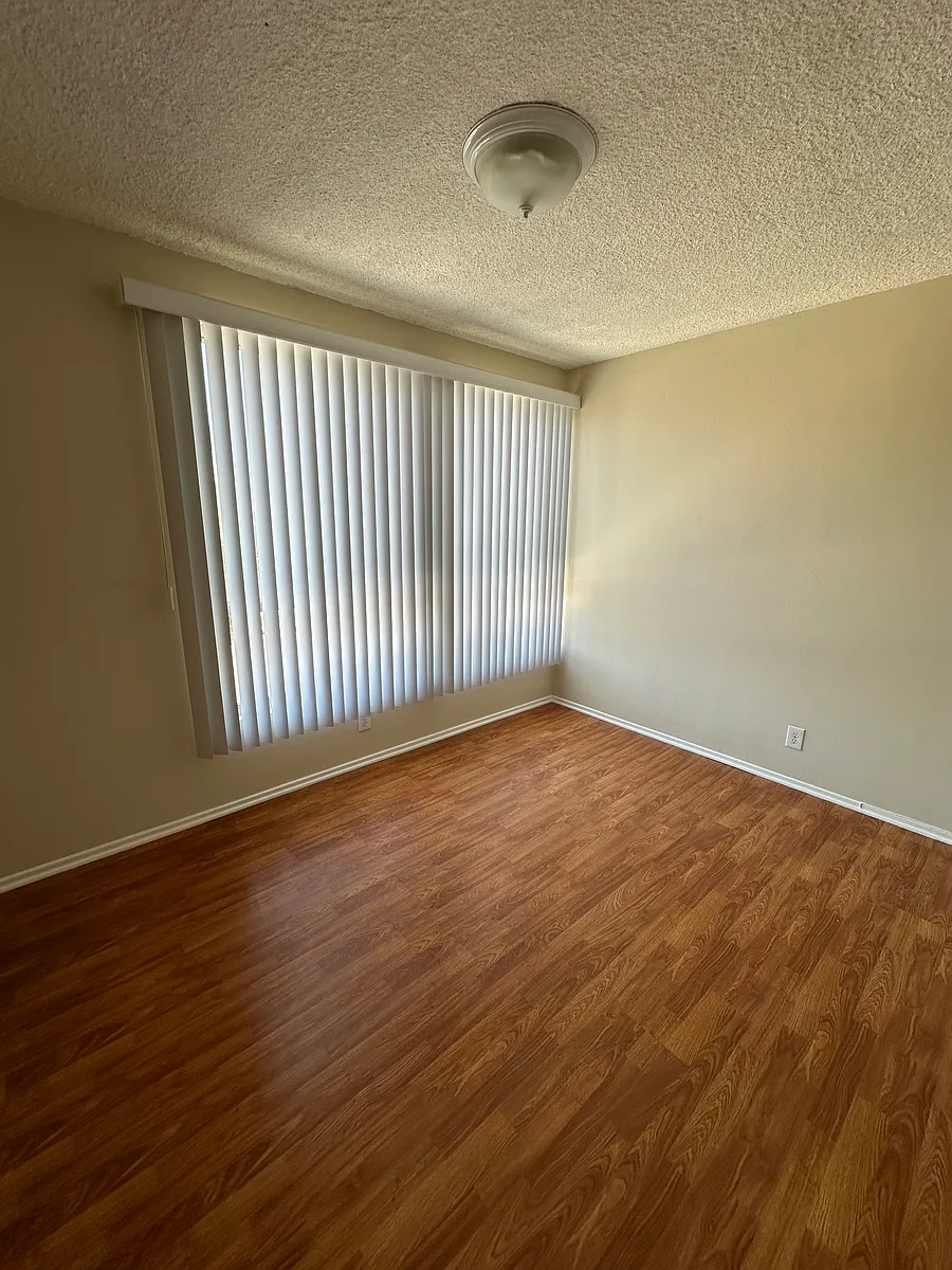 Building Photo - 1156 N Cahuenga Blvd
