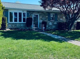 2125 Lott Ave, Philadelphia, PA