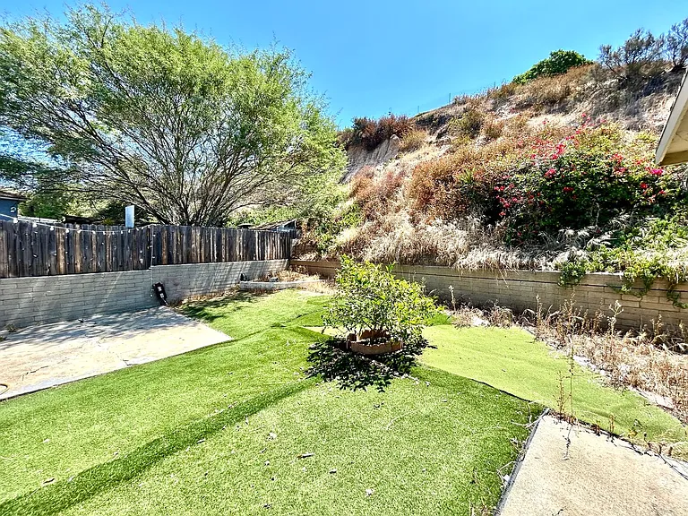 5440 McGann Dr — Photo 12