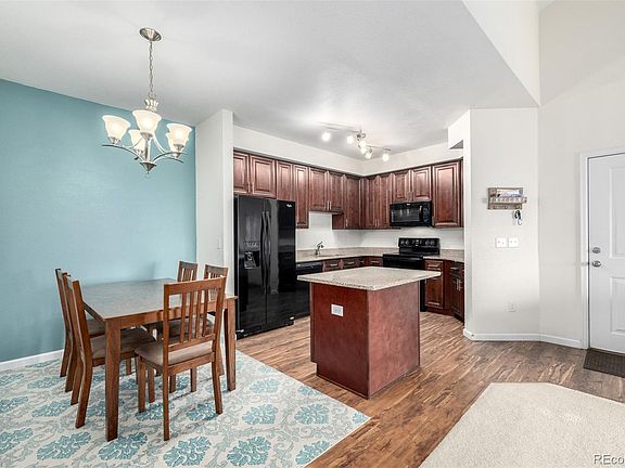 5th image of 804 Summer Hawk Drive #6303