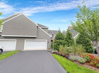 126 Brewster Rd, Wyckoff, NJ 07481