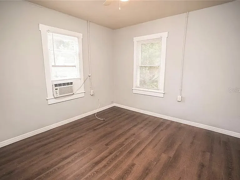 8724 N Tampa St — Photo 11