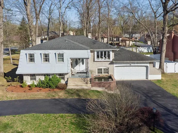 1931 Birchwood Ct, Cherry Hill, NJ 08003