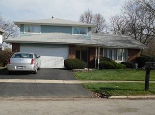 10541 S Stowe Ct, Palos Hills, IL