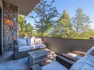 2 Mansion Ct #711, Menlo Park, CA