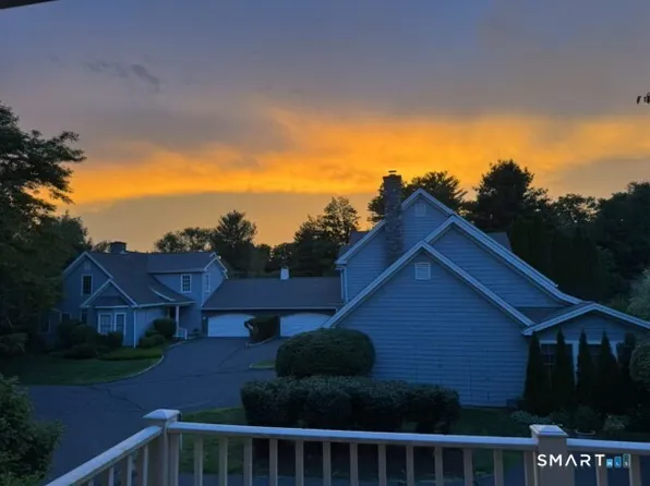 33 Old Field Hill Road #6, Southbury, CT 06488