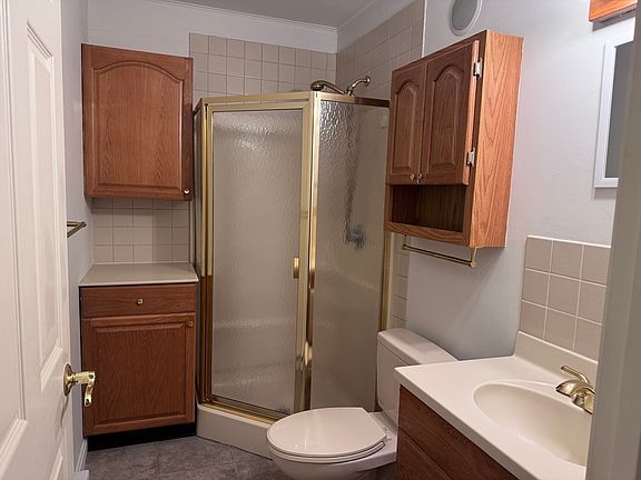 3rd image of 304 Fairway Vlg Unit 304