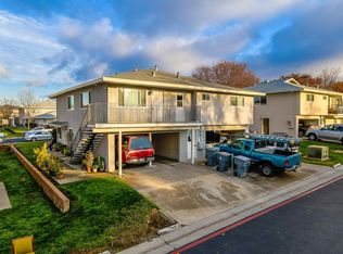 3625 Sapphire Dr APT 4, Auburn, CA 95602