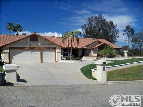 2nd image of 1406 Mandeville Dr