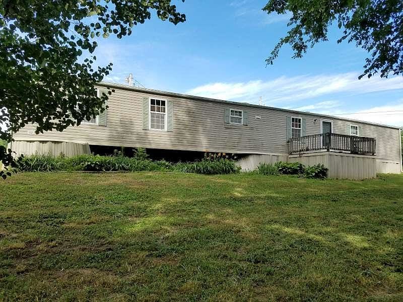 1st image of 115 Pleasant Valley Ln