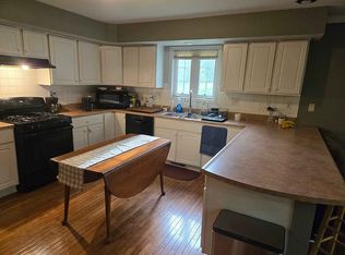 1407 E Wilson St, Streator, IL 61364