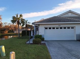 301 Reclinata Cir, Venice, FL 34292
