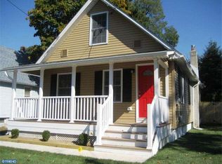 1022 Mount Holly Rd, Edgewater Park, NJ 08010