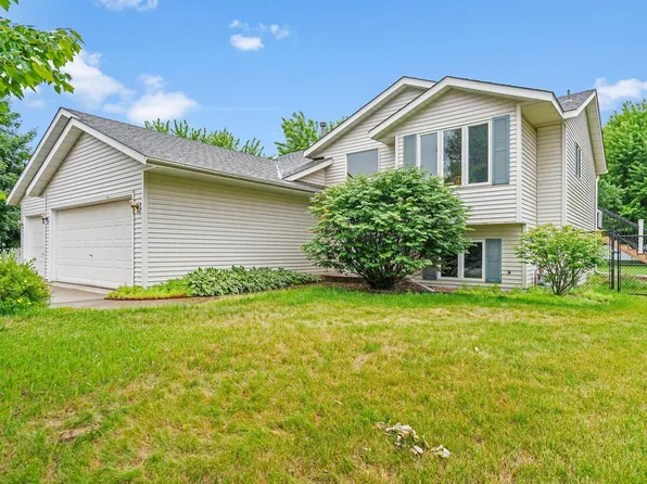 6284 Corwin Ct, Inver Grove Heights, MN 55076